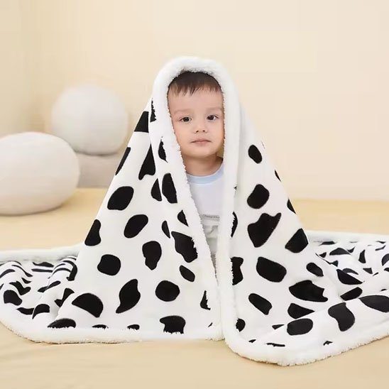 couverture bebe polaire tache de vache couvre l enfant assis
