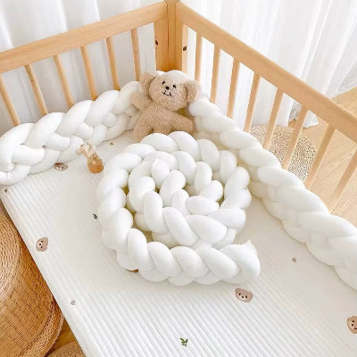 berceau bebe en bois avec tresse de lit doudou panier