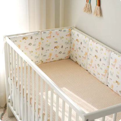 tour de lit beige berceau blanc