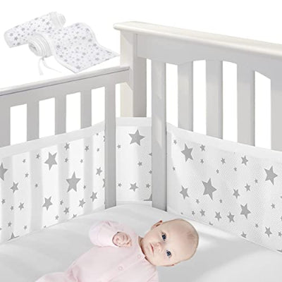 tour de lit respirant bebe allonge dans berceau