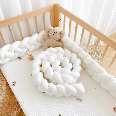 tresse de lit bebe doudou berceau bois